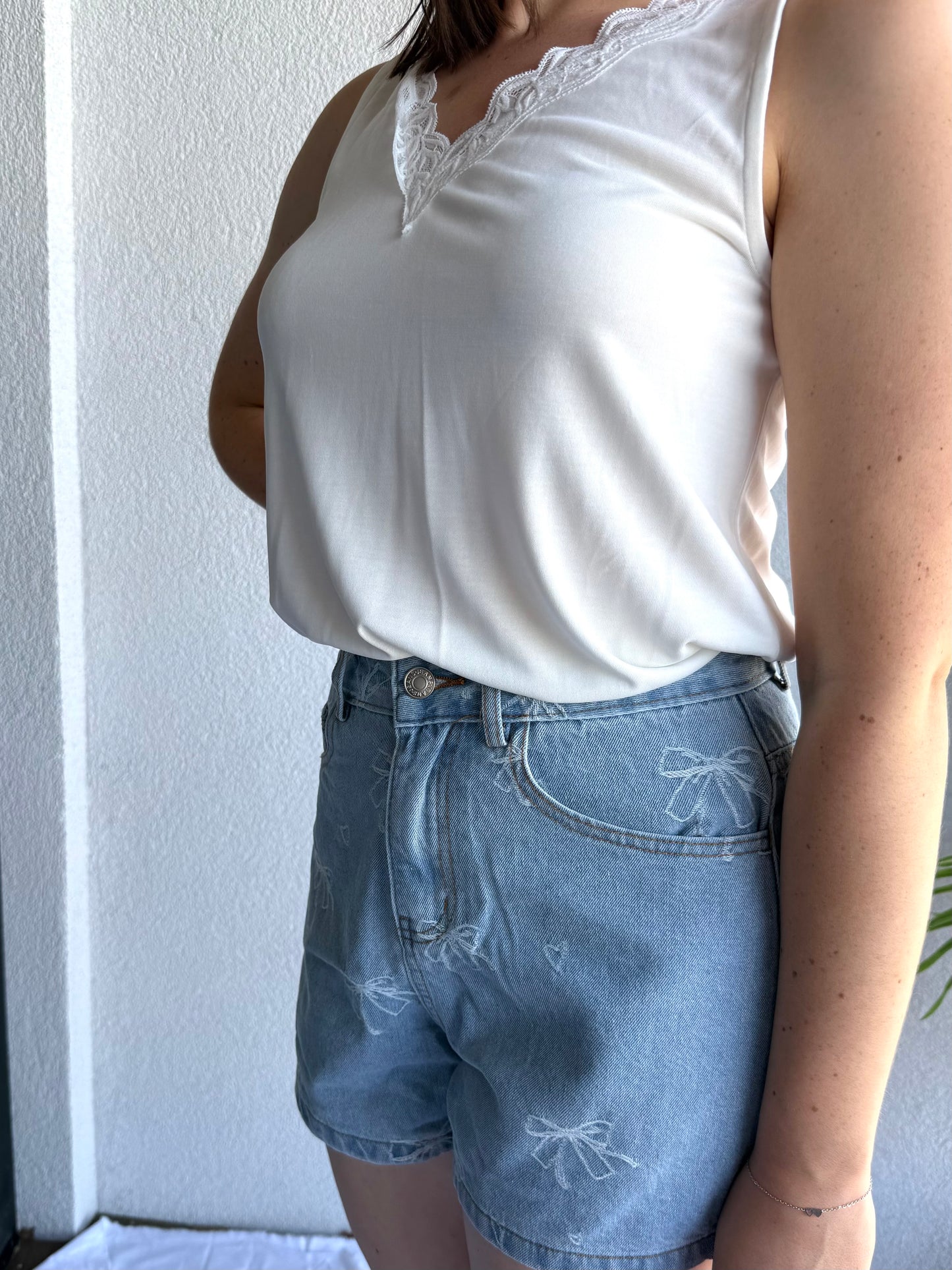 Only V-Neck Lace Top White