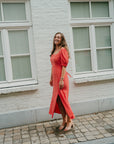 Julia open back dress koraal