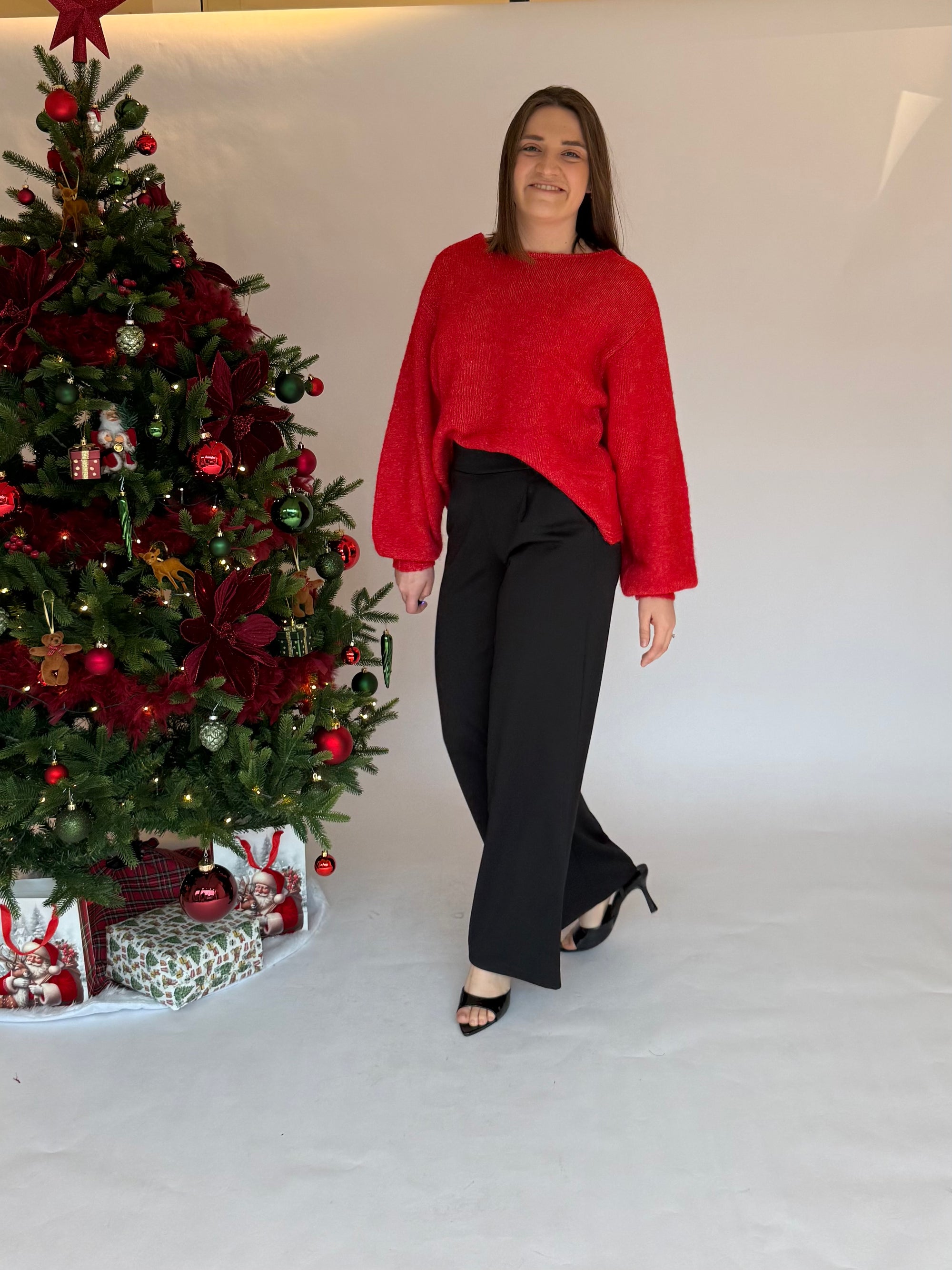 Ichi Dabria red bow sweater