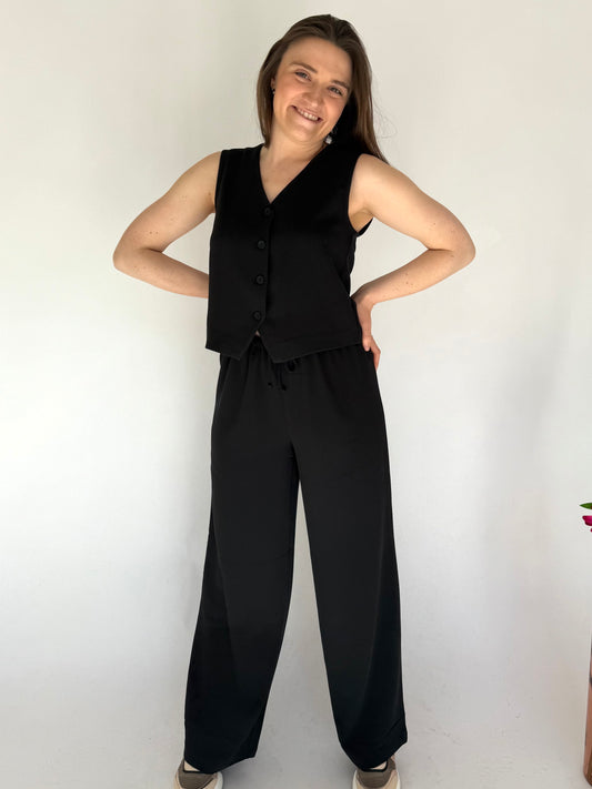 Only Thana Vest Black