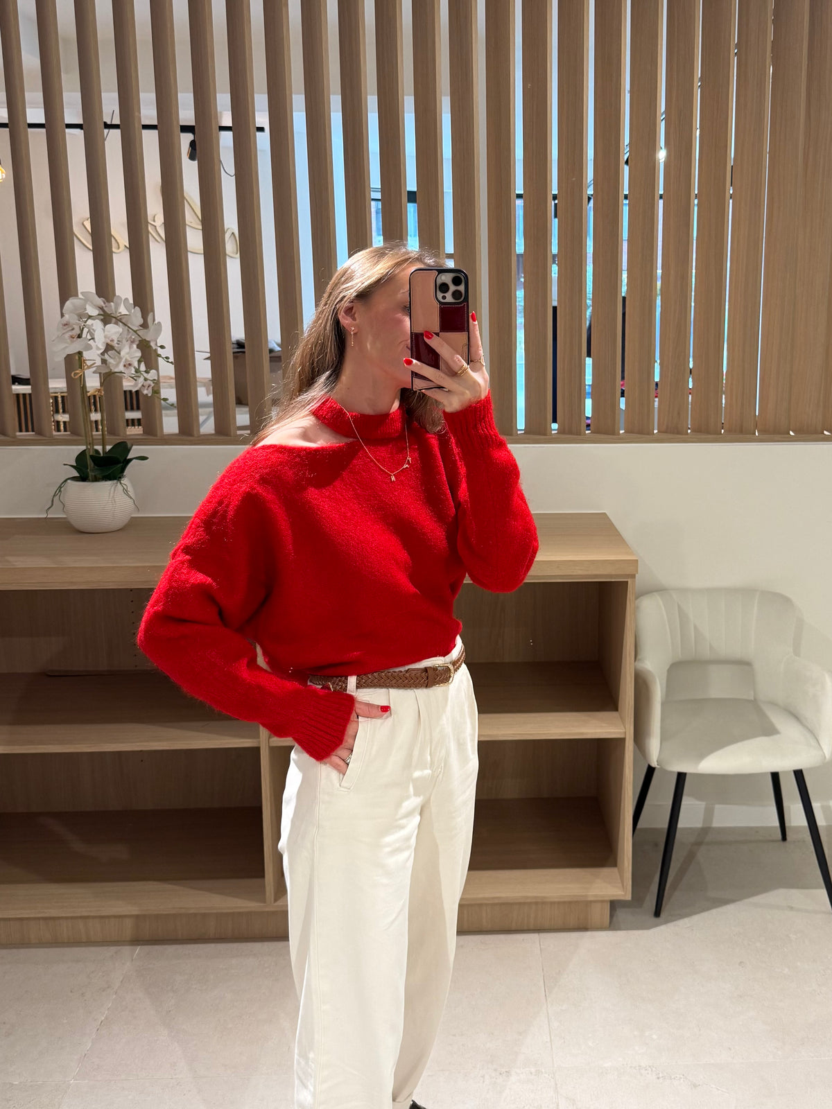 Off shoulder pull TU RED