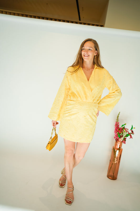 Elegant yellow dress