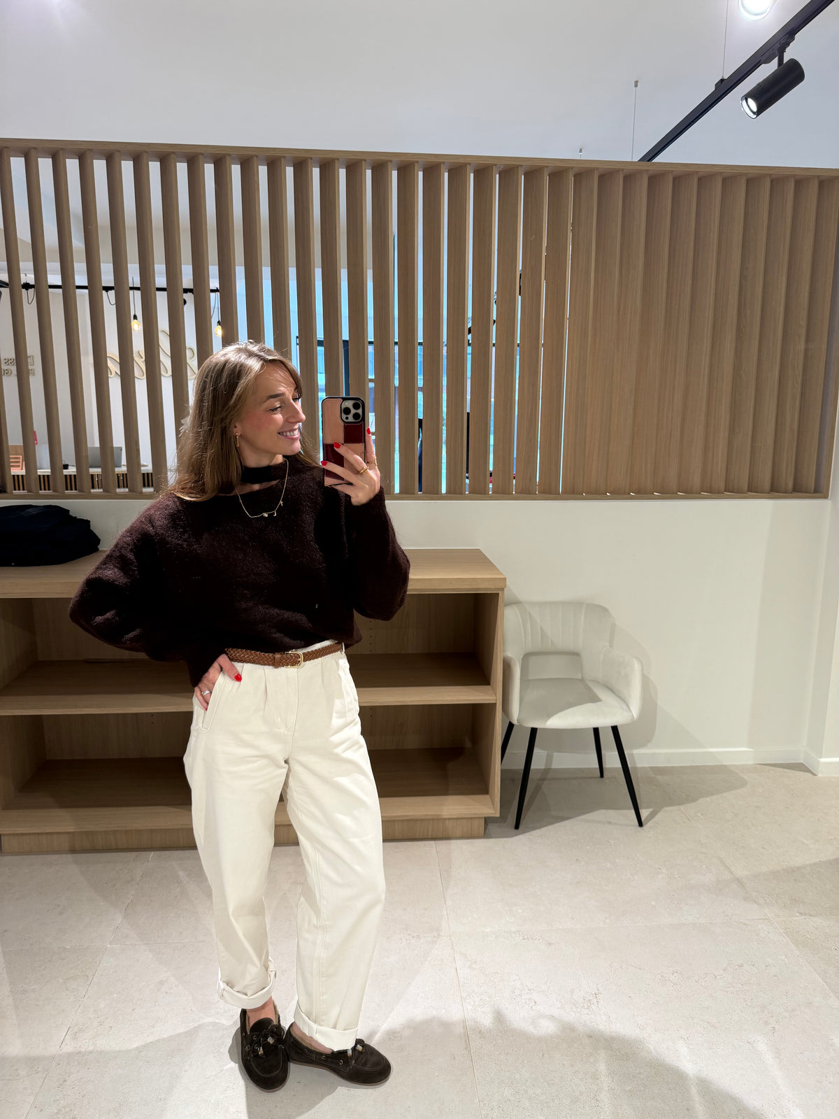 off shoulder pull TU BROWN
